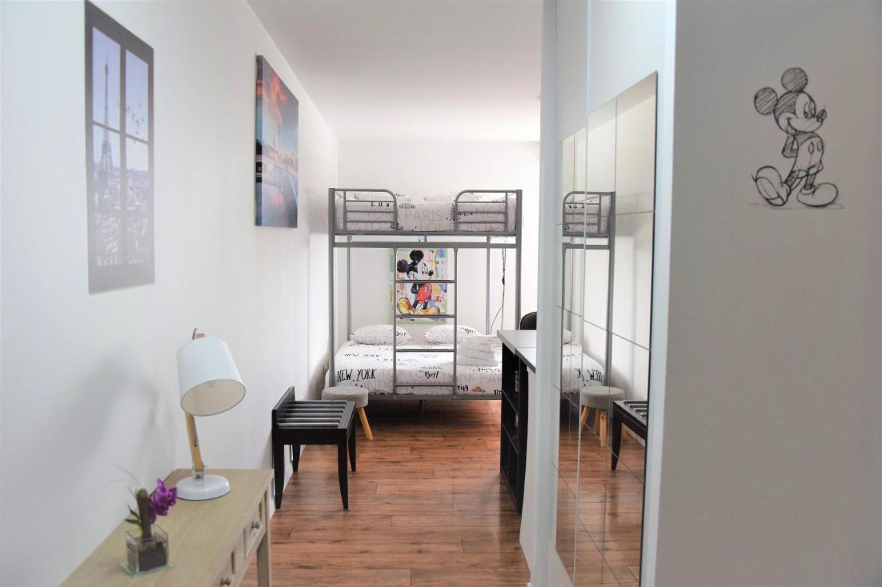 Studio Confort Paris Apartment Монтеврен Екстериор снимка