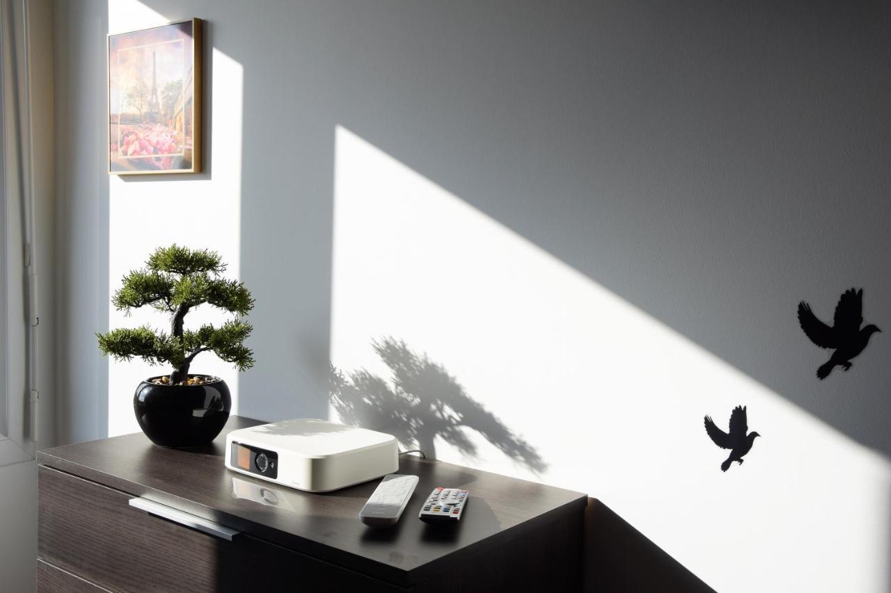 Studio Confort Paris Apartment Монтеврен Екстериор снимка