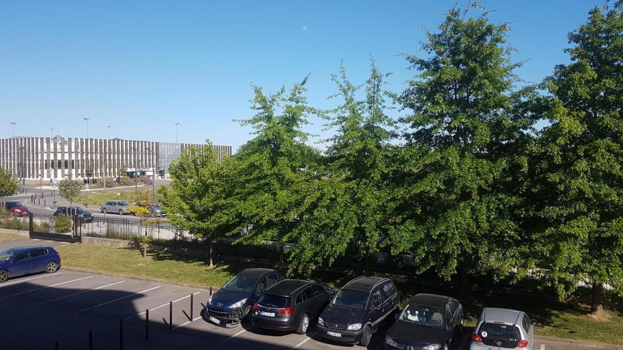 Studio Confort Paris Apartment Монтеврен Екстериор снимка